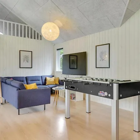Dom wakacyjny Gorgeous Home In Frederiksvaerk With Sauna Frederiksværk