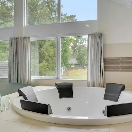 With Fireplace 03 Dom wakacyjny *