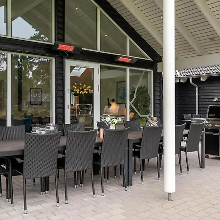 Dom wakacyjny With Fireplace 03 Frederiksværk